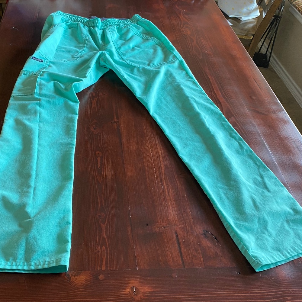 Scrub pants